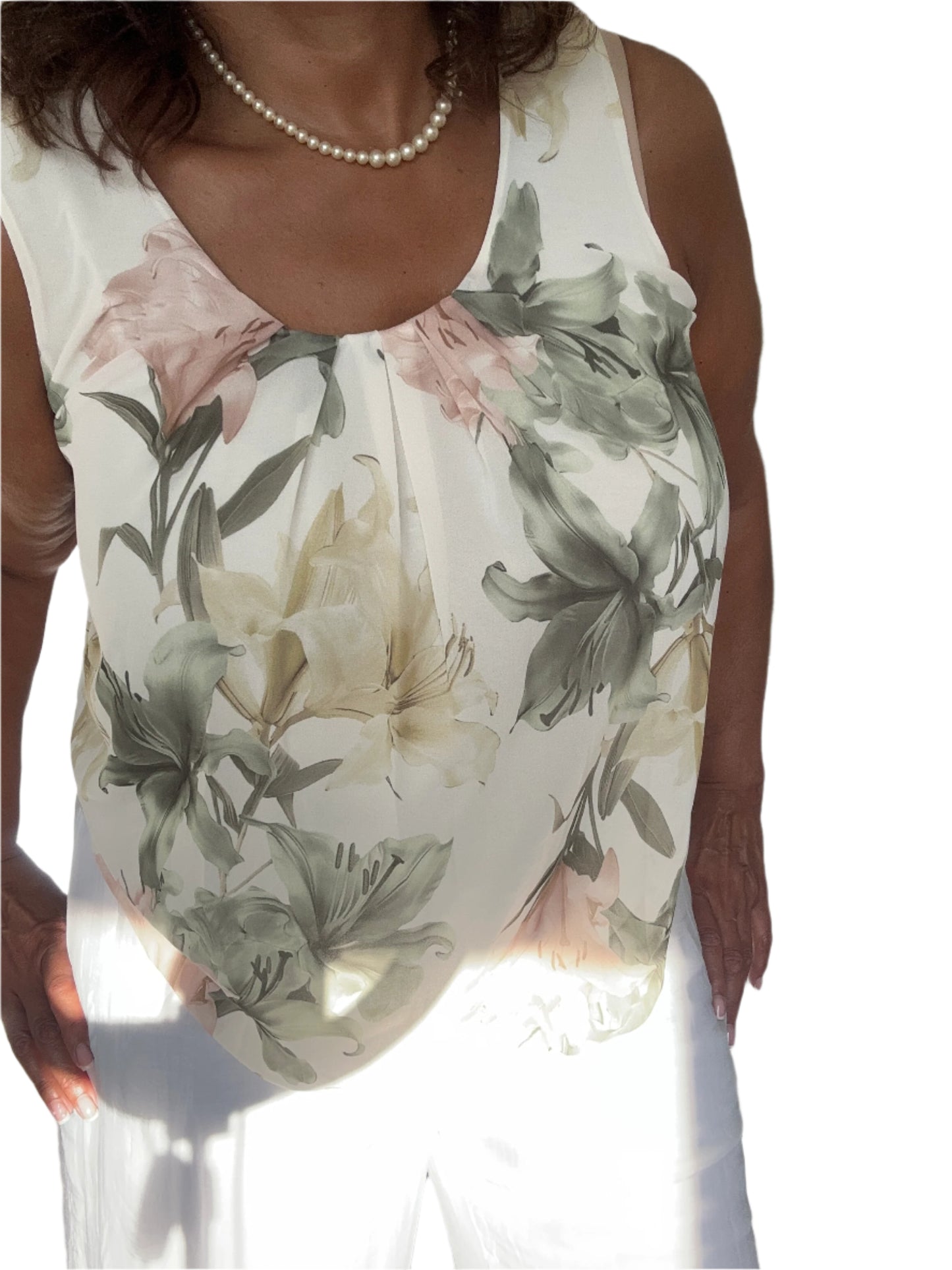 Vintage Lily Print Puffball vest