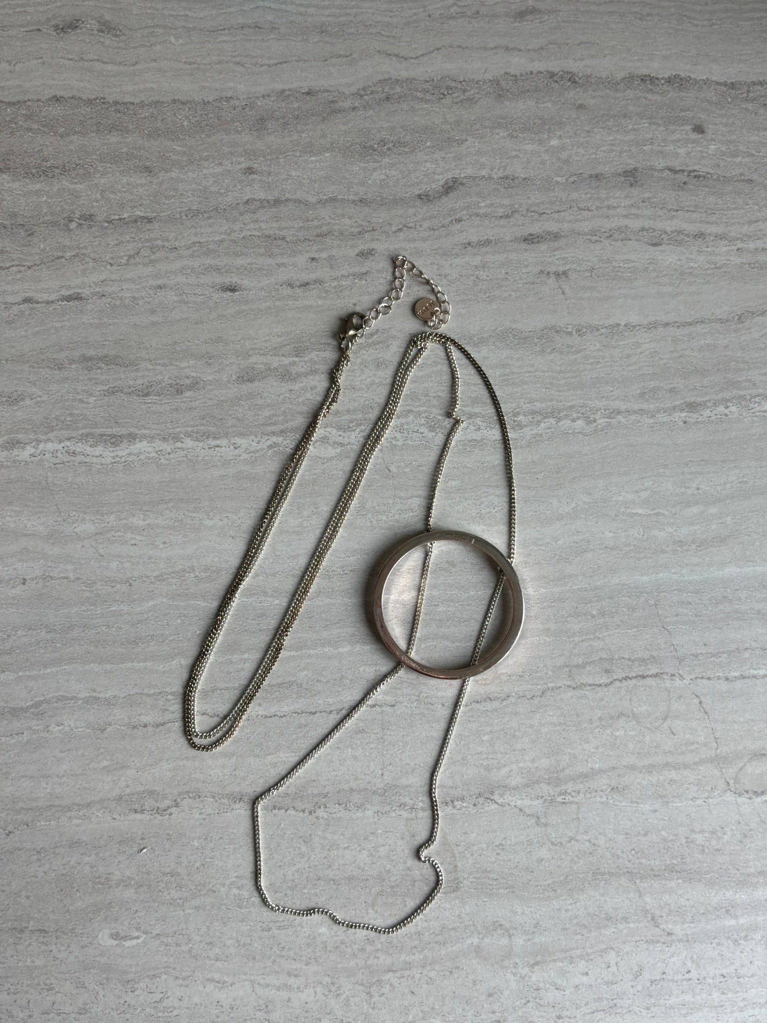 Minimalist circle necklace