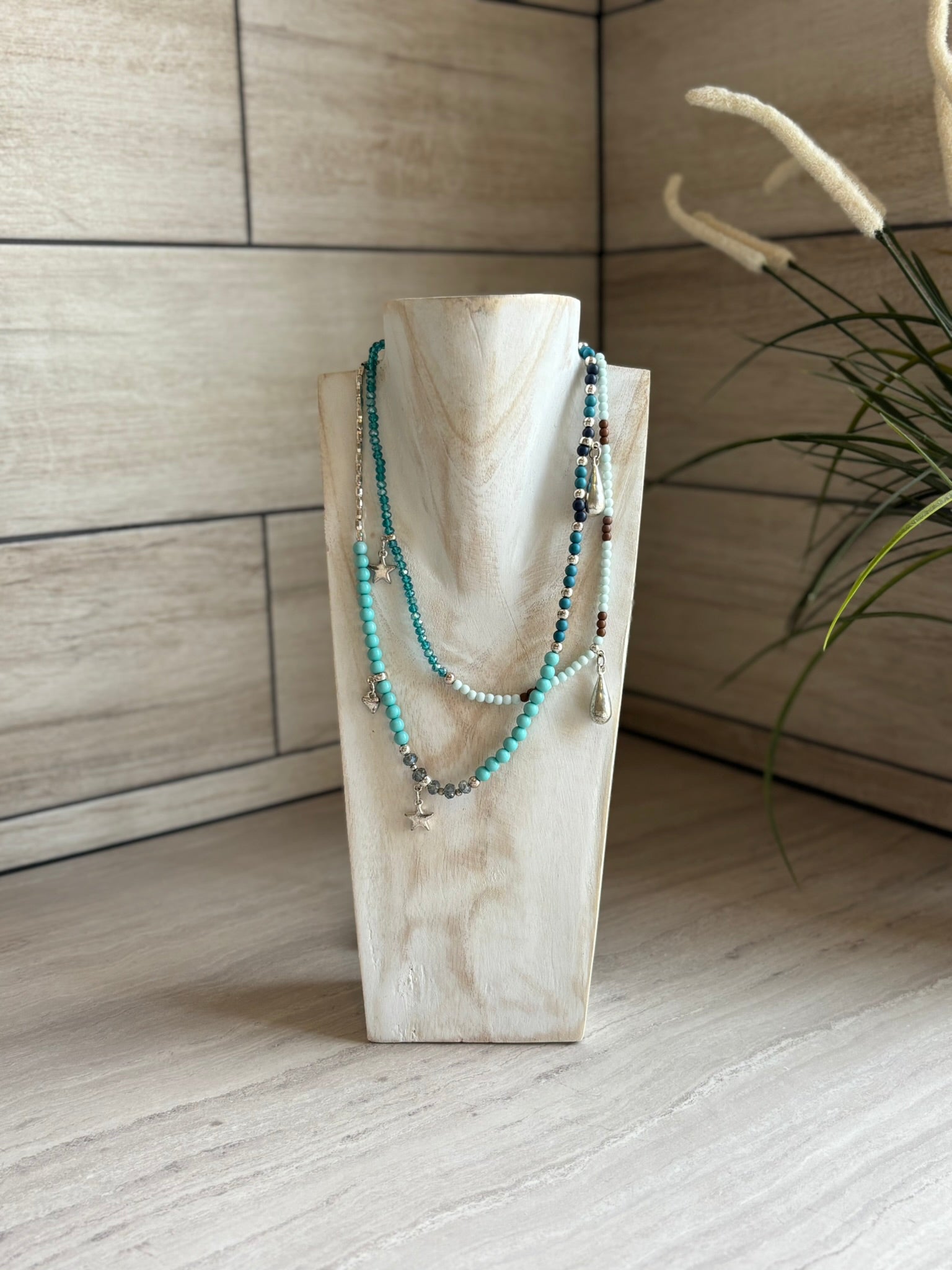 Long beaded Necklace