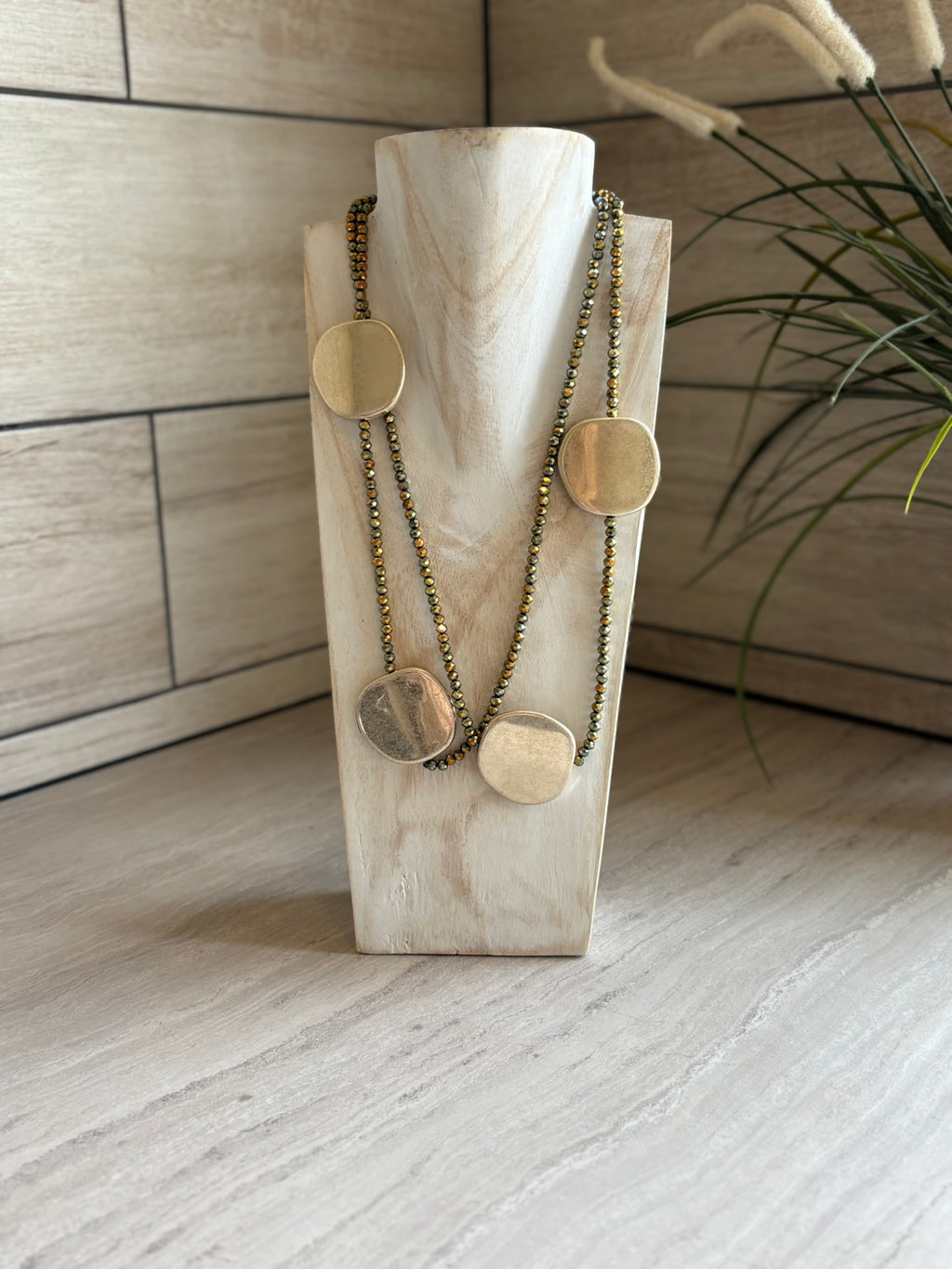Round Pendant Necklace