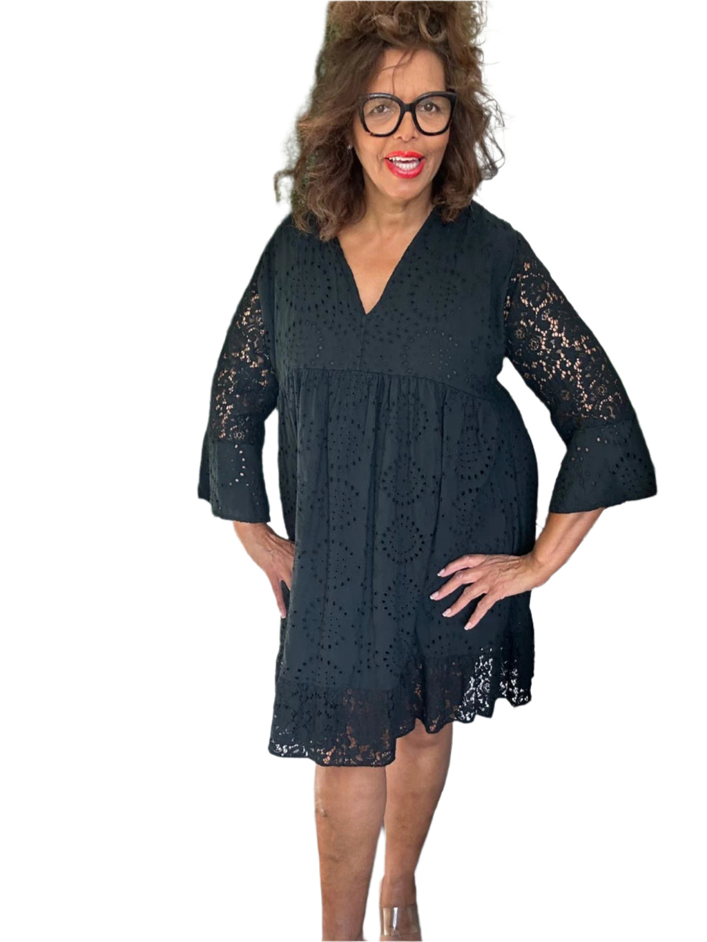 Embroidered shift dress